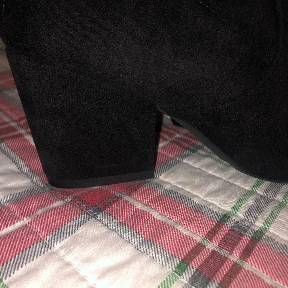 Black Women's Over the Knee High Zip Suede Boots